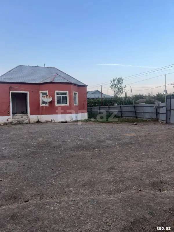 Satılır 3 otaqlı həyət evi 90 m²