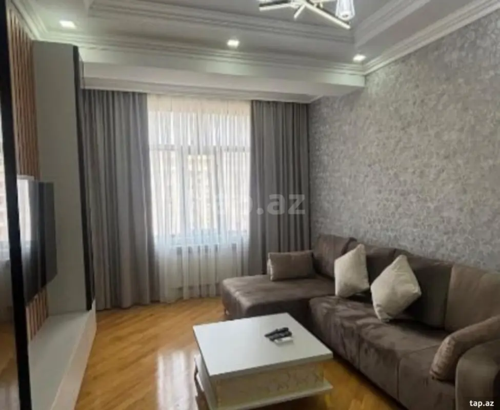 Kirayə verilir 2 otaqlı yeni tikili 65 m²