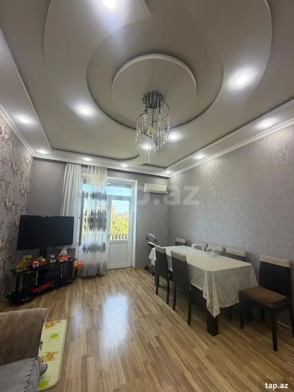 Satılır 3 otaqlı mənzil 76 m²