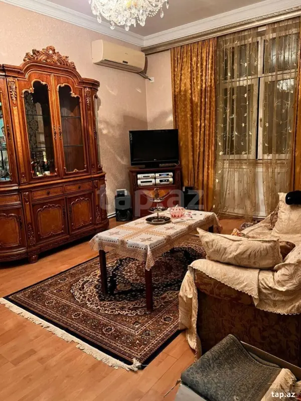 Kirayə verilir 2 otaqlı mənzil 43 m²