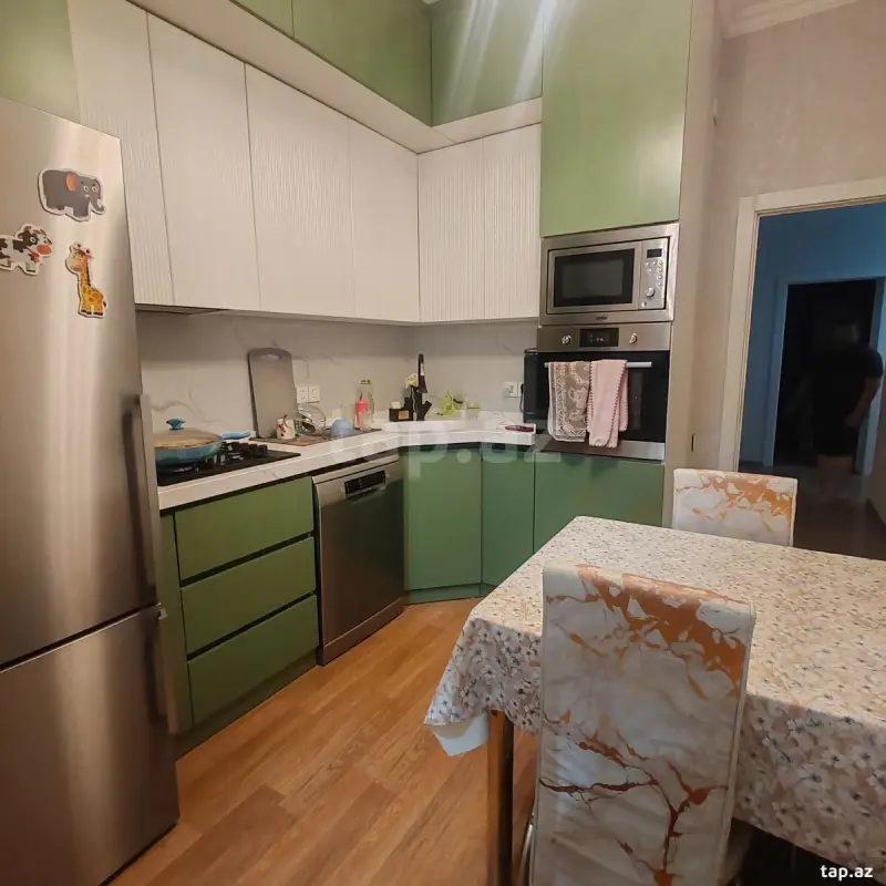 Satılır 3 otaqlı yeni tikili 73 m²