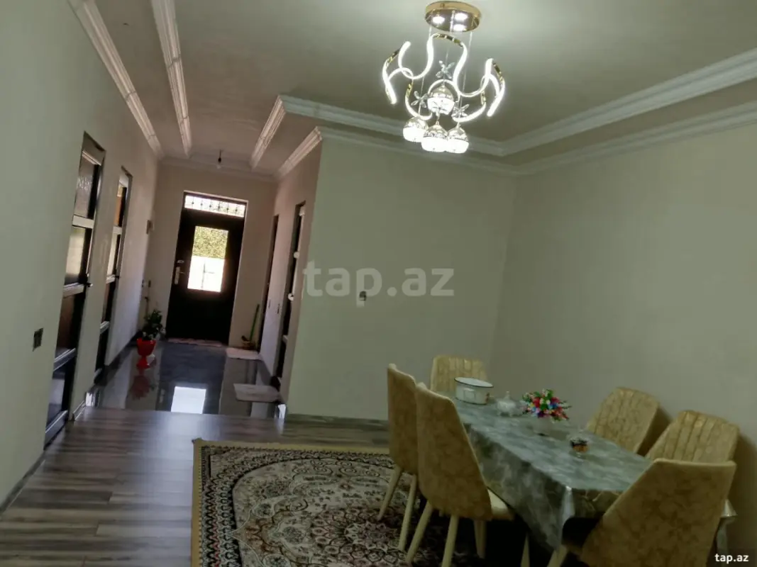 Satılır 4 otaqlı həyət evi 100 m²