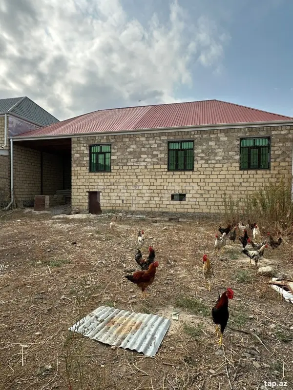 Satılır 4 otaqlı həyət evi 120 m²