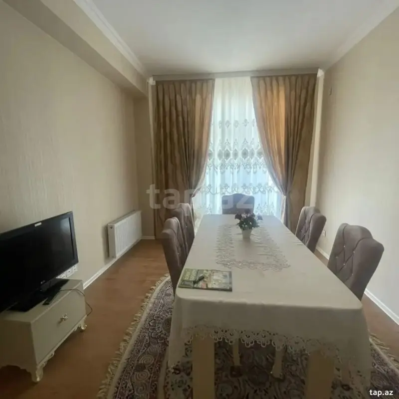 Kirayə verilir 4 otaqlı yeni tikili 127 m²
