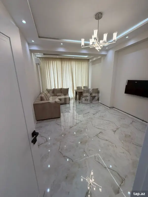 Kirayə verilir 2 otaqlı yeni tikili 70 m²