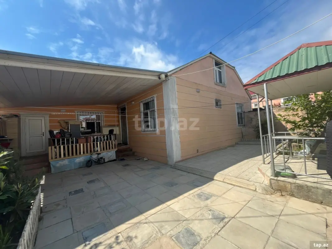 Satılır 4 otaqlı həyət evi 120 m²