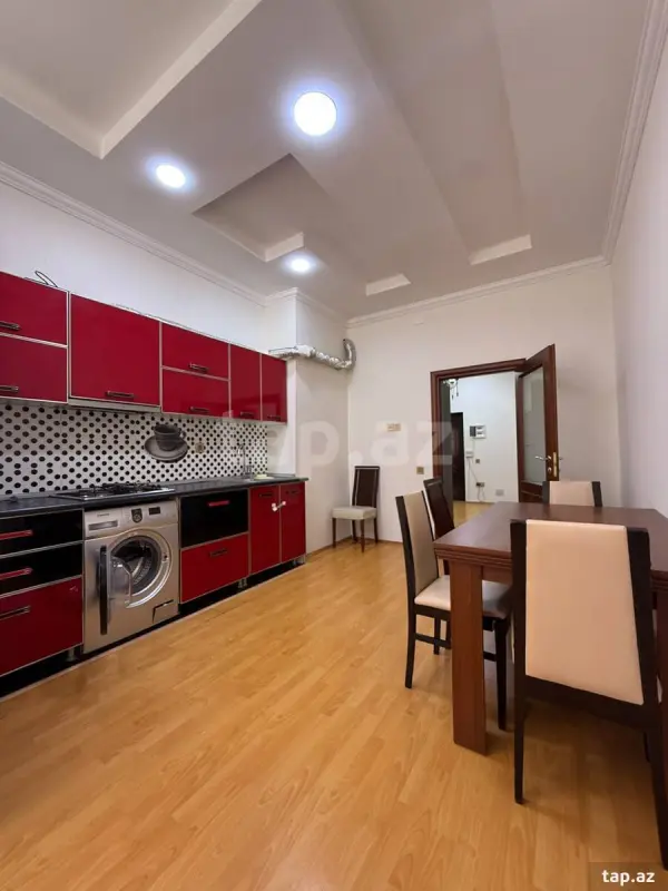 Kirayə verilir 2 otaqlı yeni tikili 100 m²
