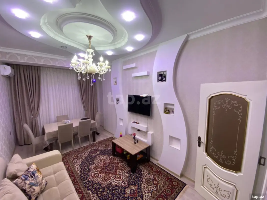 Satılır 3 otaqlı yeni tikili 70 m²