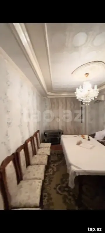 Satılır 5 otaqlı mənzil 100 m²