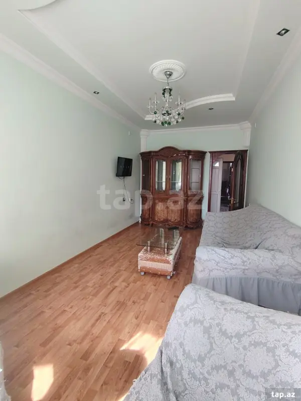 Kirayə verilir 2 otaqlı yeni tikili 60 m²