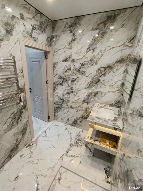 Kirayə verilir 2 otaqlı yeni tikili 90 m²