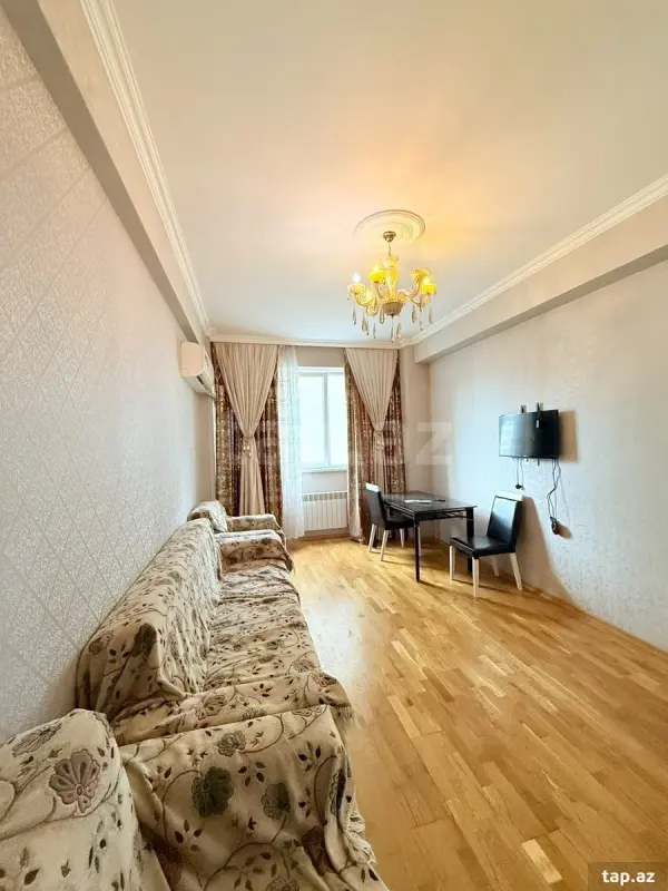 Satılır 2 otaqlı yeni tikili 62 m²
