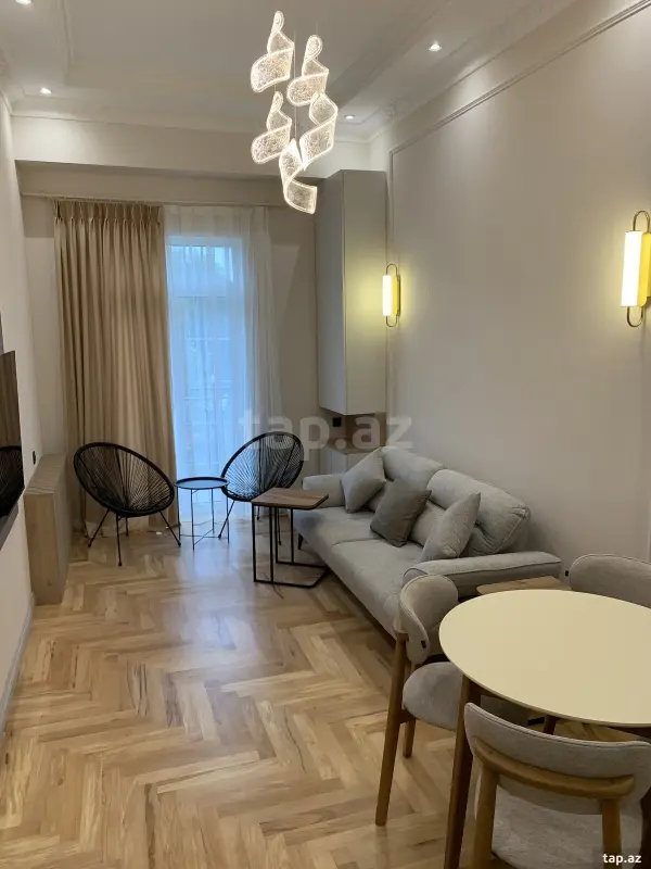 Kirayə verilir 2 otaqlı yeni tikili 70 m²
