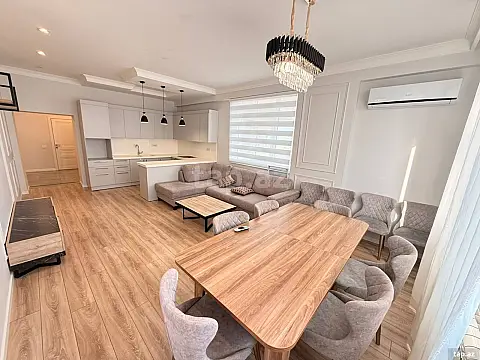 Satılır 2 otaqlı yeni tikili 82 m² — Bakı 2 otaq 82.00 m²