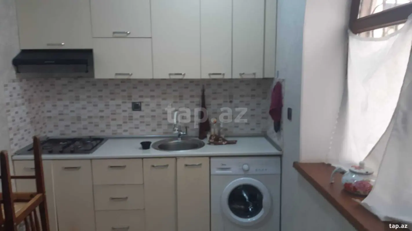 Satılır 1 otaqlı yeni tikili 38 m²