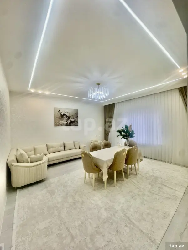 Satılır 5 otaqlı həyət evi 160 m²