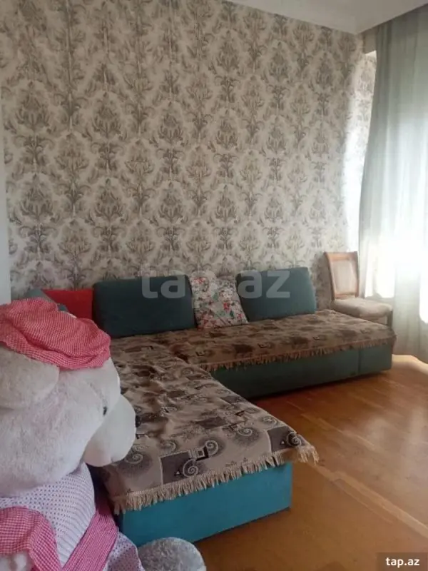 Kirayə verilir 2 otaqlı yeni tikili 80 m²
