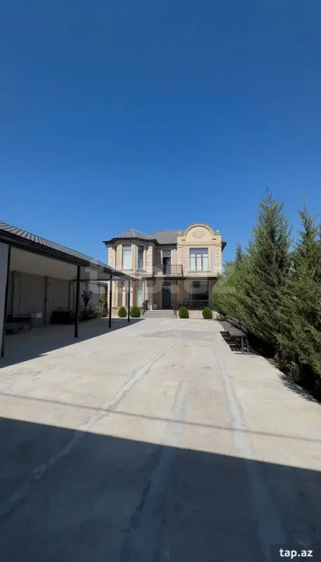 Satılır 6 otaqlı həyət evi 200 m²