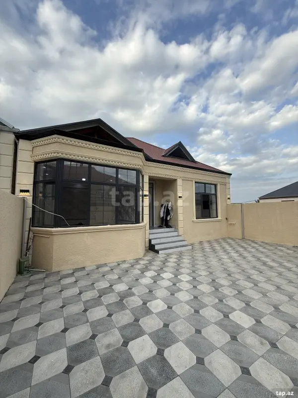 Satılır 3 otaqlı həyət evi 110 m²