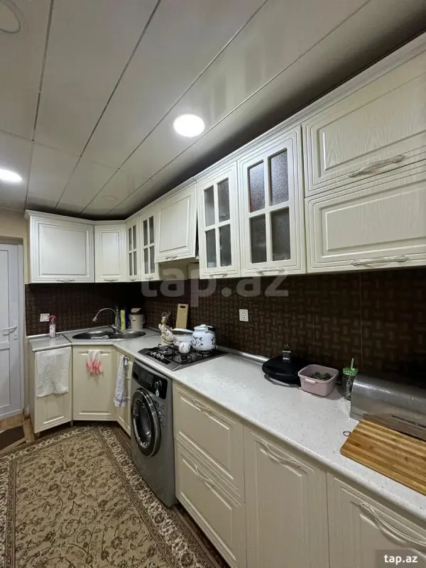 Satılır 4 otaqlı həyət evi 100 m²