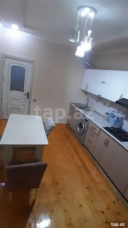 Kirayə verilir 3 otaqlı yeni tikili 90 m²