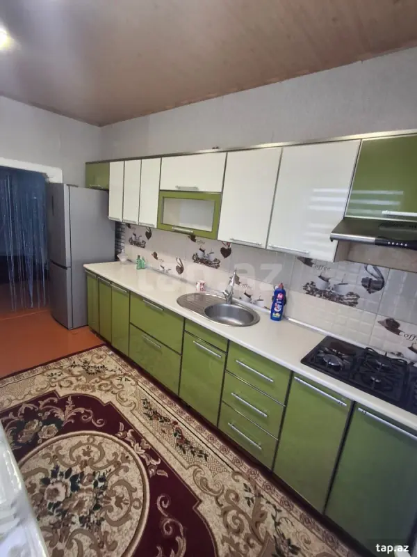 Kirayə verilir 3 otaqlı həyət evi 100 m²