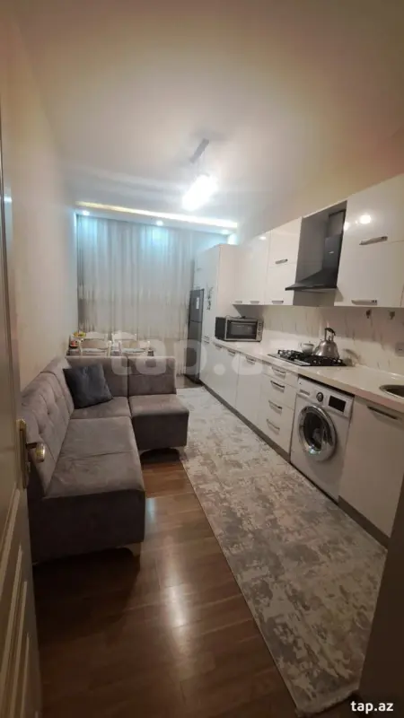 Kirayə verilir 3 otaqlı yeni tikili 120 m²