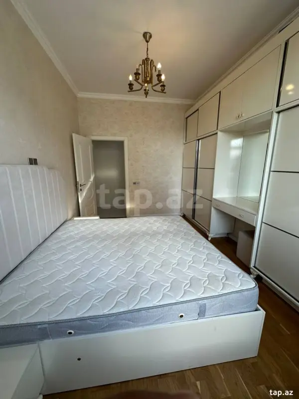 Kirayə verilir 2 otaqlı yeni tikili 70 m²