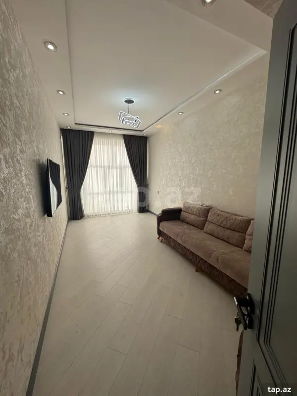 Satılır 2 otaqlı yeni tikili 65 m²