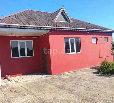 Satılır 4 otaqlı həyət evi 110 m² — Xaçmaz 4 otaq 110.00 m²