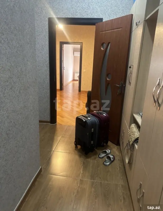 Kirayə verilir 3 otaqlı yeni tikili 70 m²