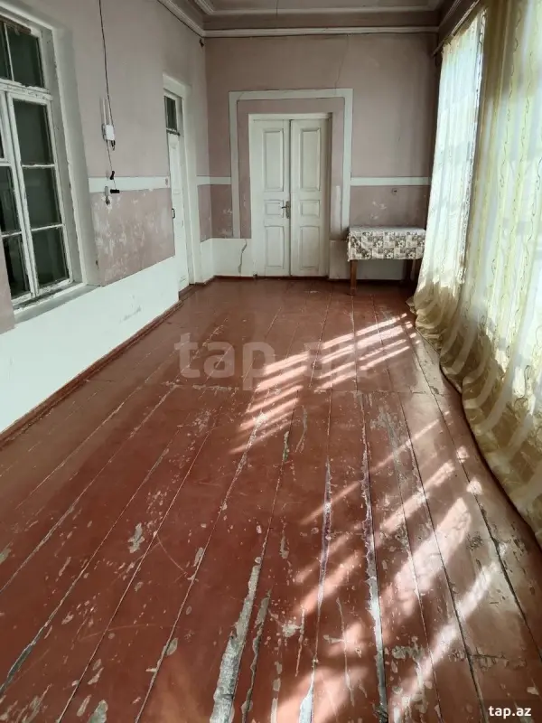 Kirayə verilir 2 otaqlı həyət evi 100 m²