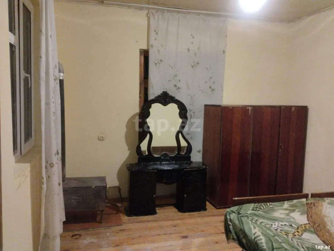 Kirayə verilir 1 otaqlı həyət evi 30 m²