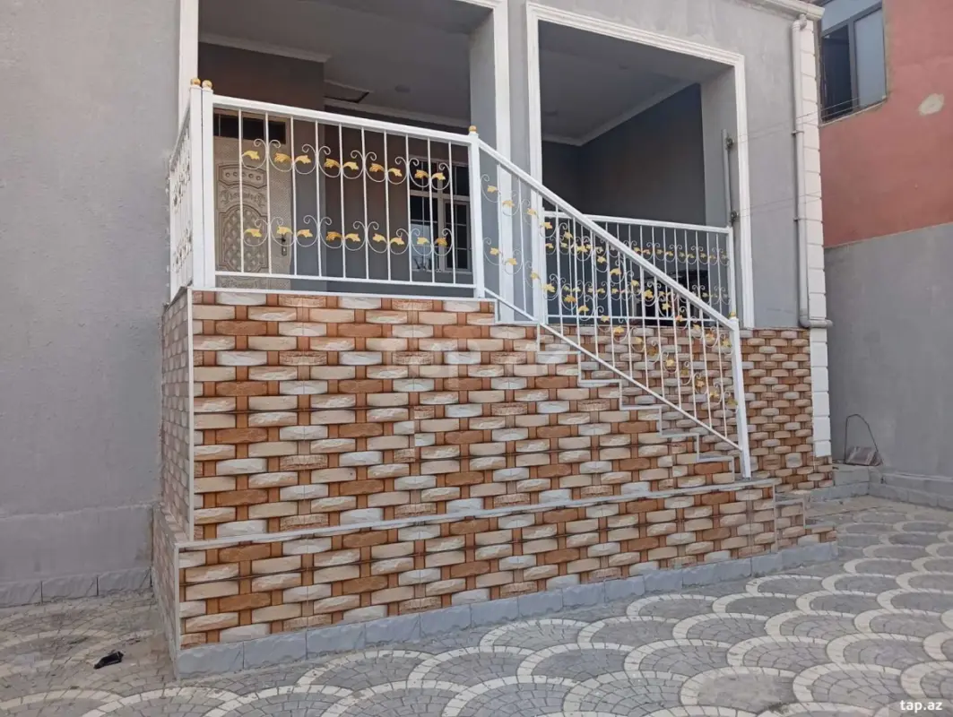 Satılır 4 otaqlı həyət evi 120 m²