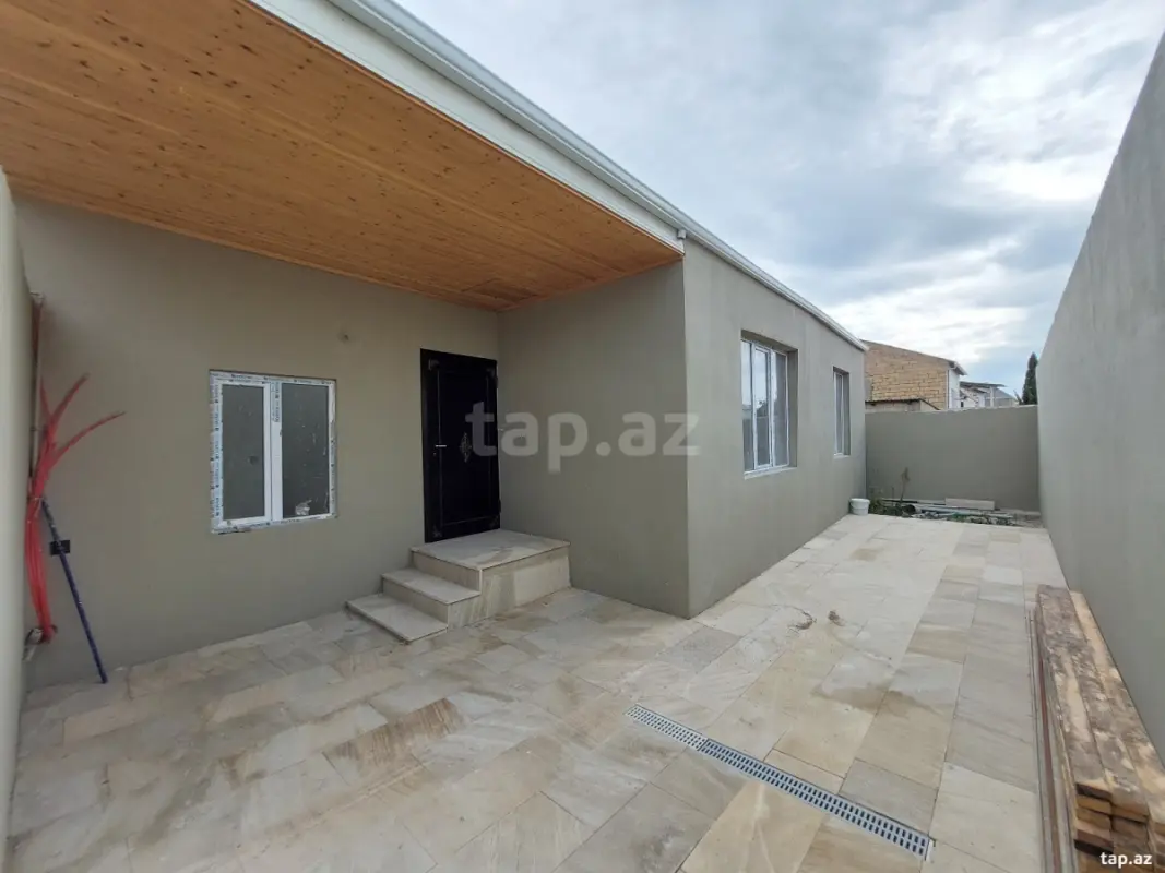 Satılır 3 otaqlı həyət evi 150 m²