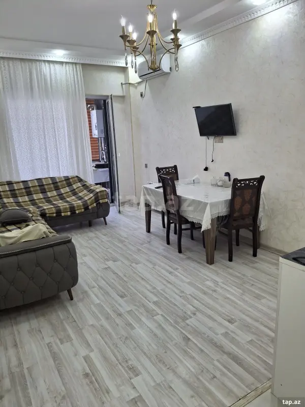 Kirayə verilir 2 otaqlı yeni tikili 71.5 m²