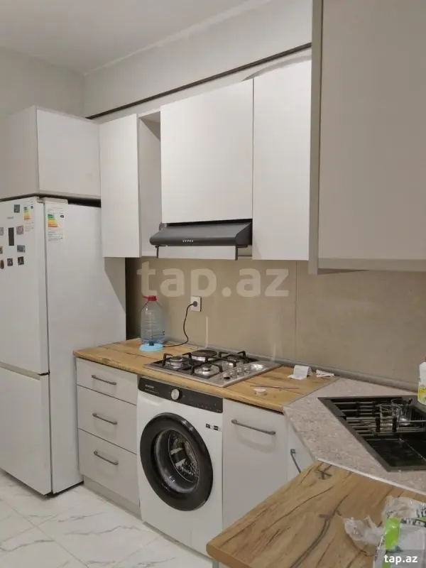 Kirayə verilir 3 otaqlı yeni tikili 68 m²