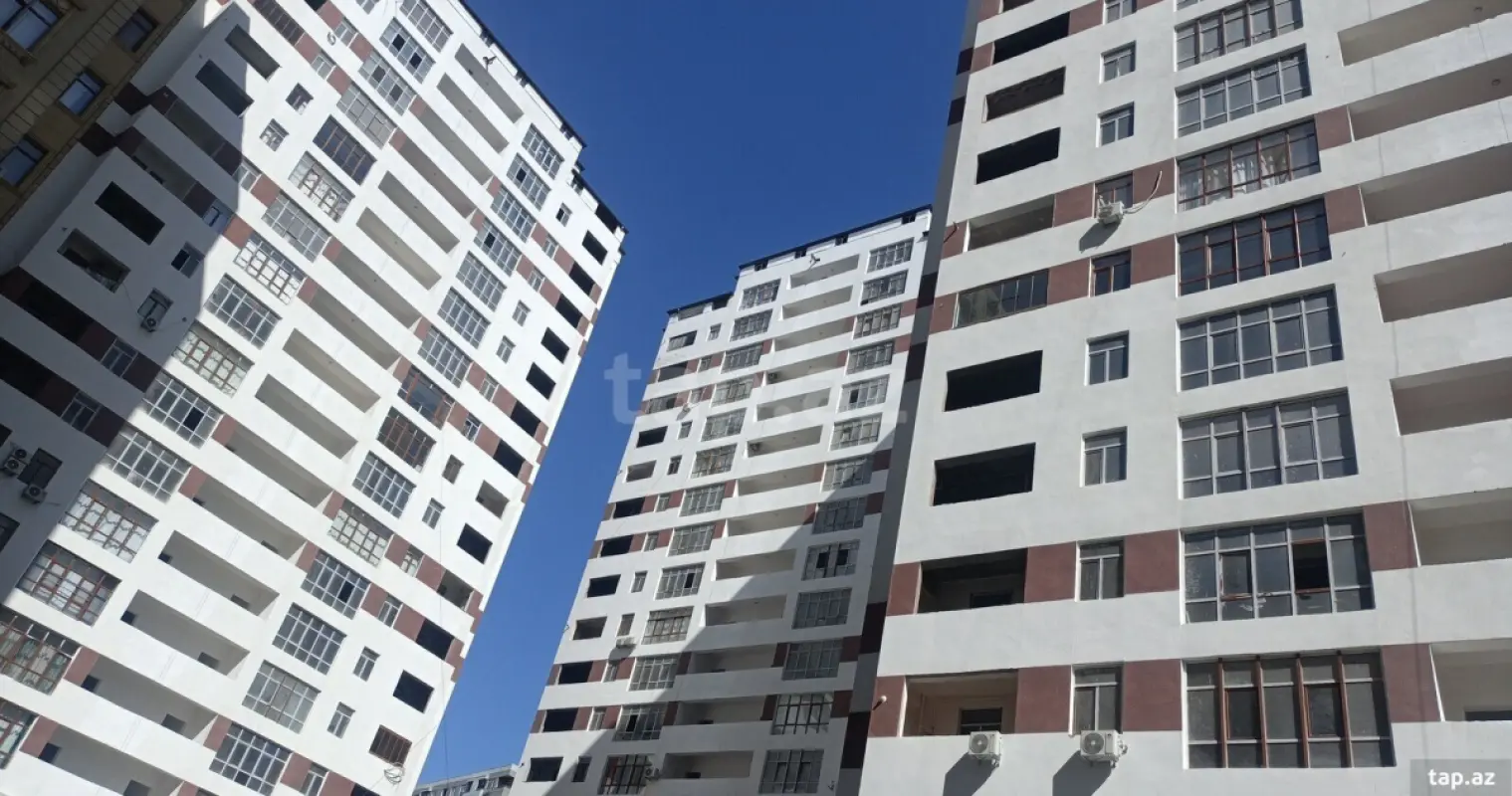 Kirayə verilir 2 otaqlı yeni tikili 73 m²