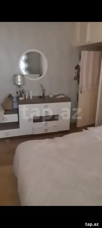 Satılır 4 otaqlı mənzil 80 m²