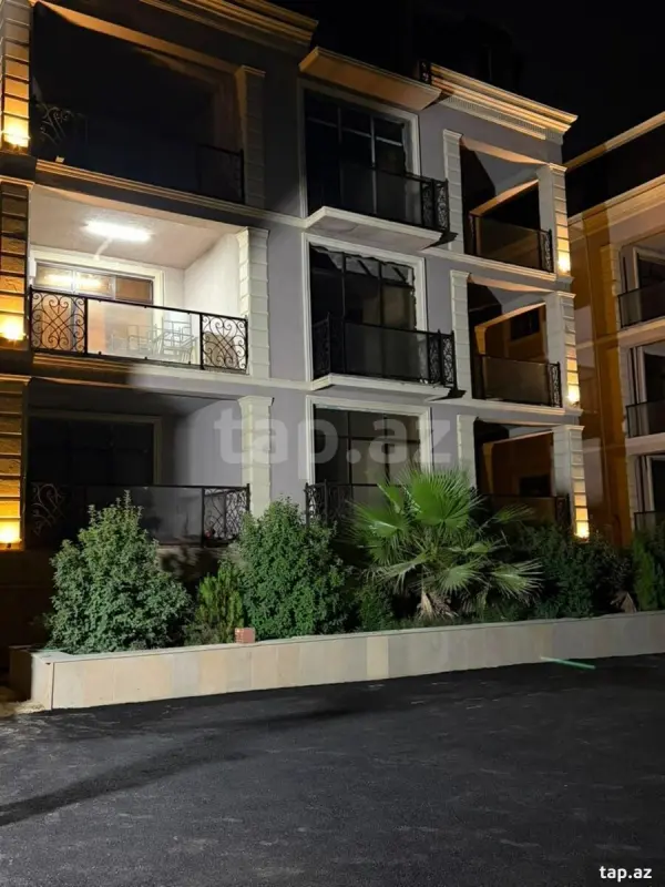Satılır 3 otaqlı yeni tikili 82.2 m²