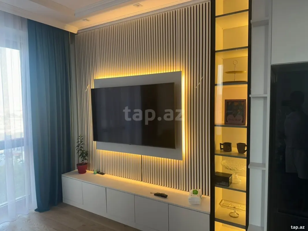 Satılır 3 otaqlı yeni tikili 75 m²