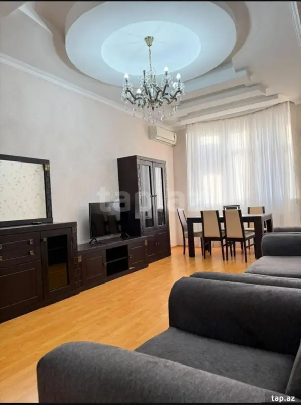 Kirayə verilir 2 otaqlı yeni tikili 100 m²