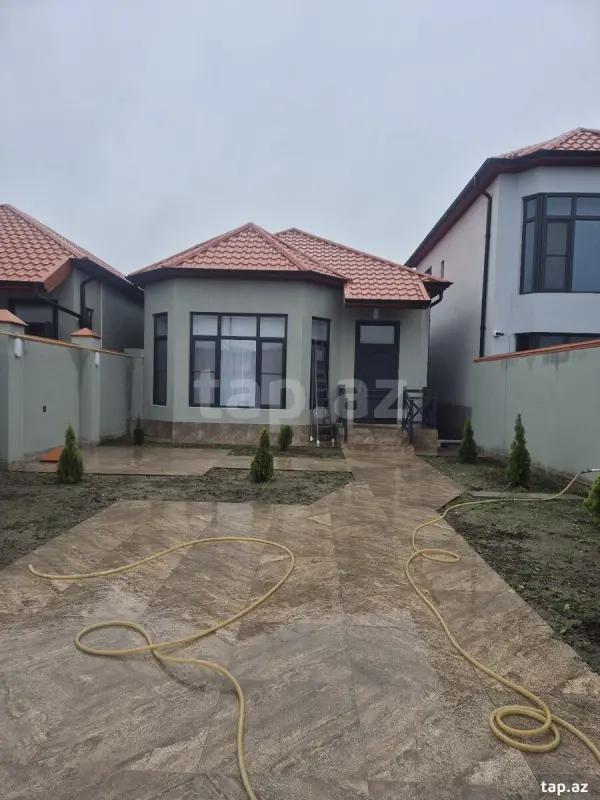 Kirayə verilir 3 otaqlı həyət evi 100 m²