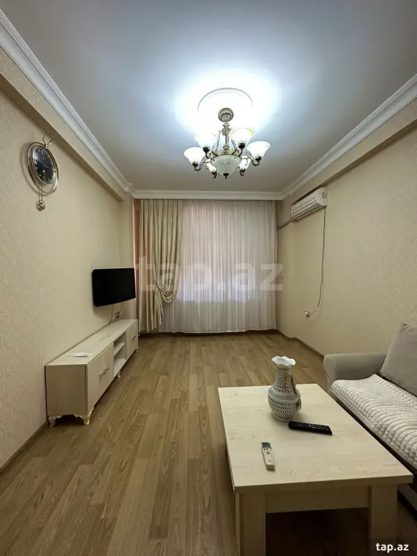 Kirayə verilir 2 otaqlı yeni tikili 60 m²
