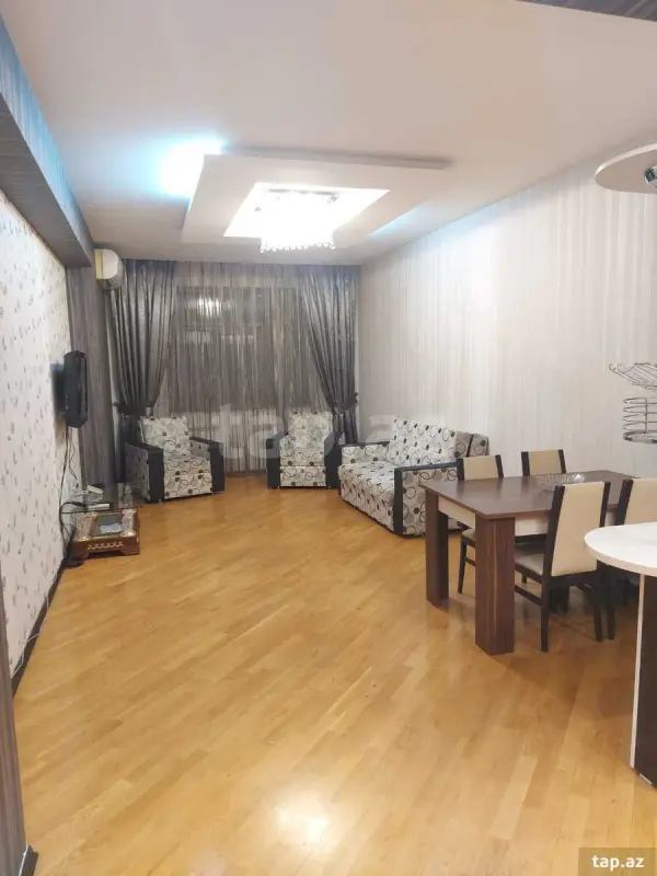 Kirayə verilir 2 otaqlı yeni tikili 80 m²