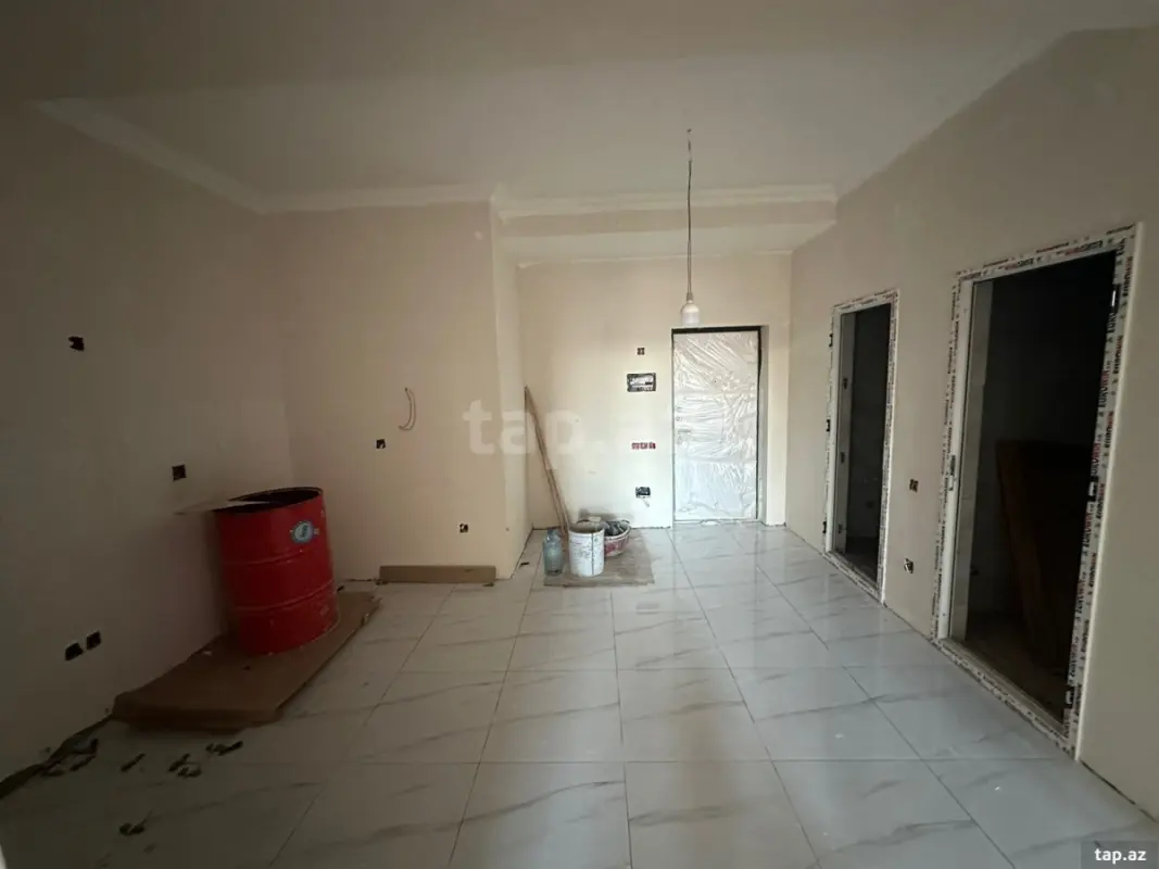 Satılır 2 otaqlı yeni tikili 72 m²