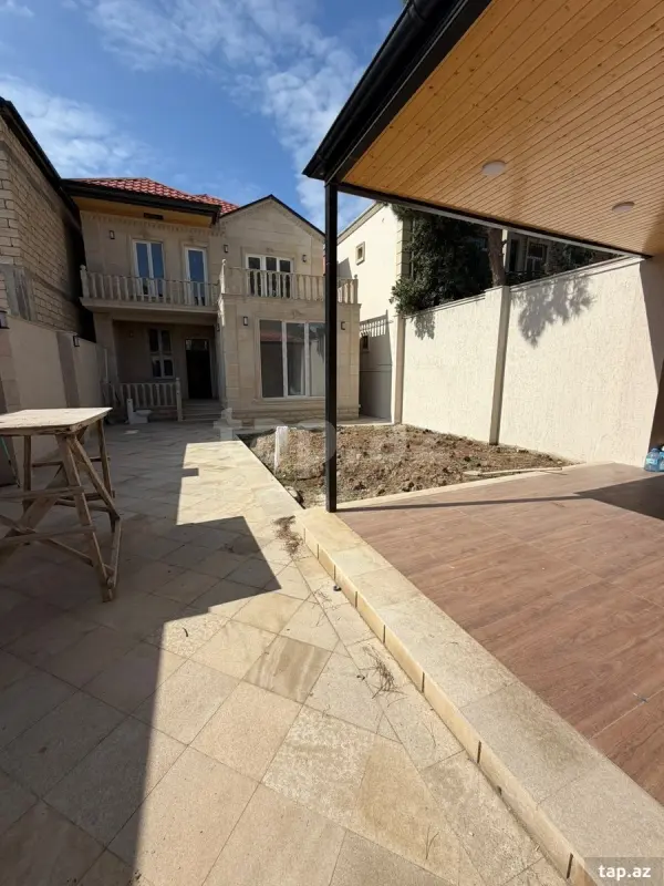 Satılır 5 otaqlı həyət evi 150 m²