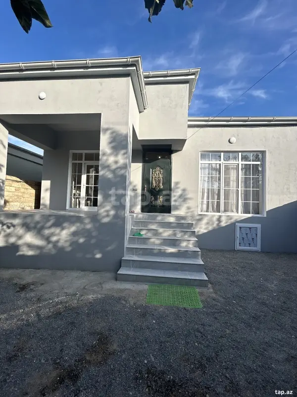 Satılır 3 otaqlı həyət evi 115 m²