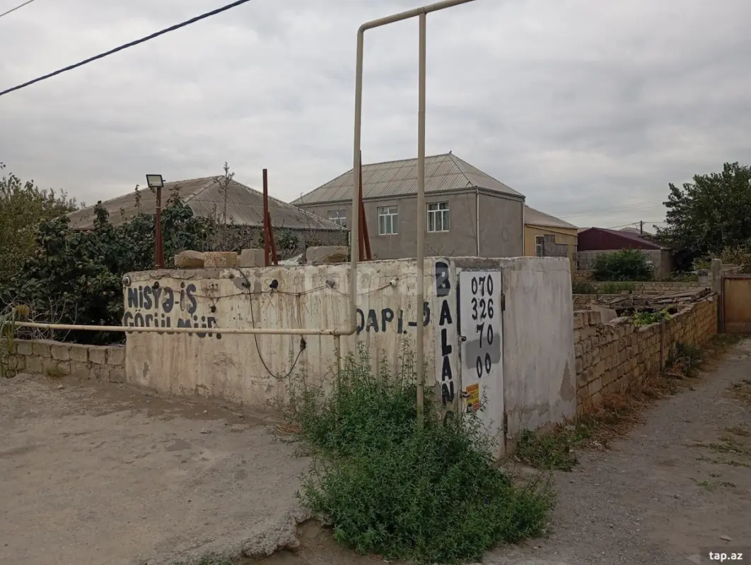 Satılır 4 otaqlı həyət evi 70 m²