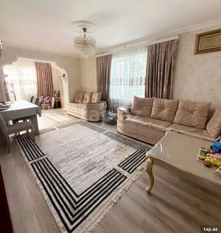 Satılır 4 otaqlı mənzil 90 m²